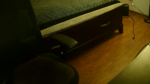 Snapshot of mustenjoyhead79 chatting on September 11, 1:15 am mustenjoyhead79 online show from September 11, 1:15 am