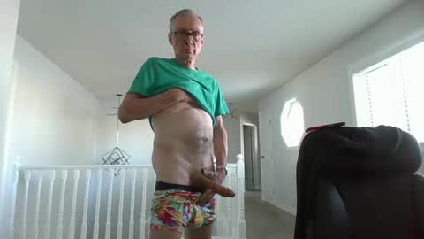 mvagusta19 online show from December 5, 8:45 pm