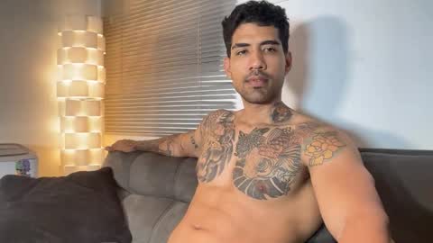 Myke esthetic online show from March 15, 11:55 pm