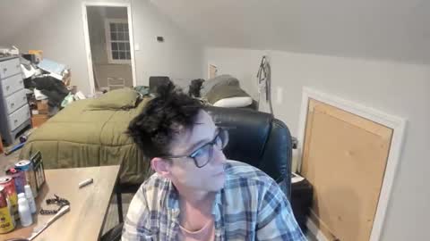 a Ordinary Boy online show from January 15, 1:31 am