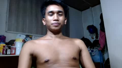 nachos072800 online show from June 24, 4:43 pm