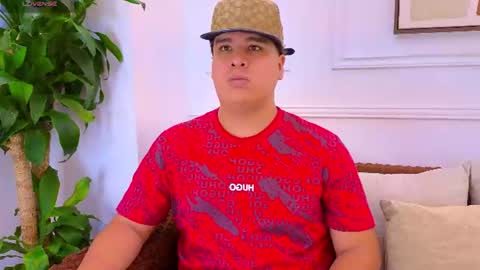 naimruiz_ online show from July 23, 7:00 pm