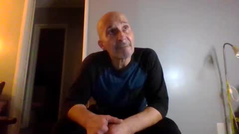 NAKEDINLA online show from January 6, 8:07 am