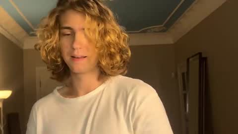 Georges online show from July 22, 6:33 pm