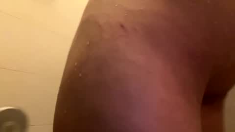 Snapshot of nastalgic25 chatting on December 25, 12:59 am nastalgic25 online show from December 25, 12:59 am