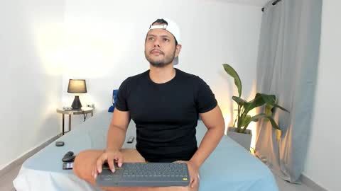 Nate Ocean online show from December 21, 2:52 am