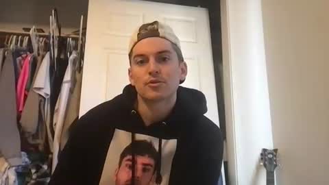 natetheexplorer online show from December 3, 8:48 pm