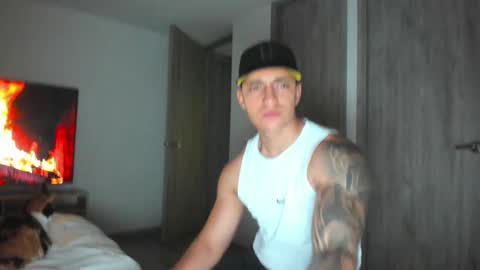 nathan_gross online show from October 2, 12:25 am