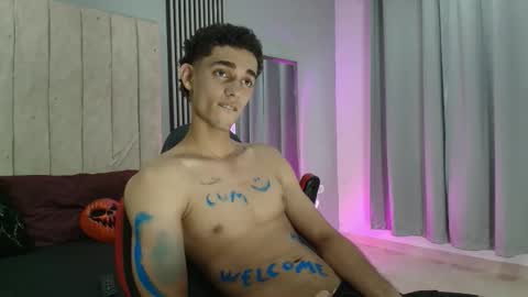 Snapshot of nathan_shimmer chatting on October 6, 9:52 pm nathan_shimmer online show from October 6, 9:52 pm