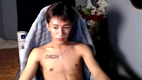 Loy online show from March 12, 6:04 pm