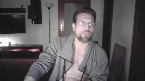 Sebastian online show from December 8, 3:43 am