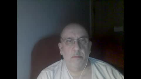 Tom online show from January 13, 2:28 am