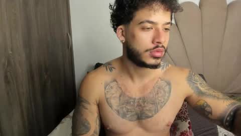 Nei turn green online show from March 1, 2:44 am