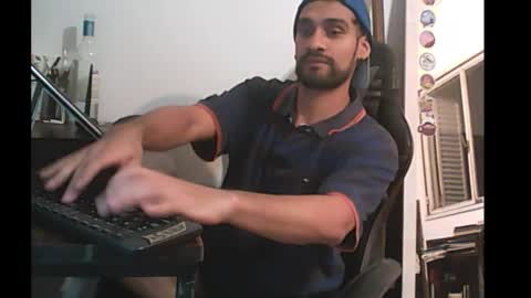 Nek y Ema online show from December 17, 4:31 am