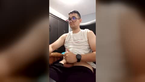 MrBull online show from August 6, 3:45 am