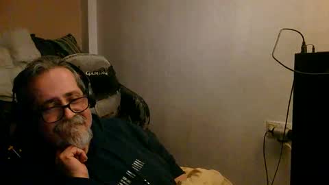 neron401 online show from April 13, 10:54 pm