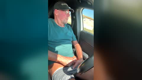 nesserdude20 online show from March 23, 11:38 am