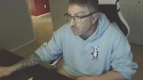 newevo online show from February 16, 3:43 pm