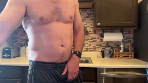 newguy_097 online show from November 29, 11:40 pm