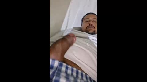 nicaraguanpapi23 online show from April 20, 5:21 am