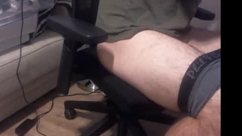 niceeggs0815 online show from November 25, 6:26 am