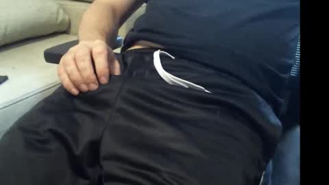 niceeggs0815 online show from September 16, 8:59 am