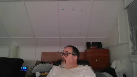 niceguy7208 online show from July 17, 3:46 am
