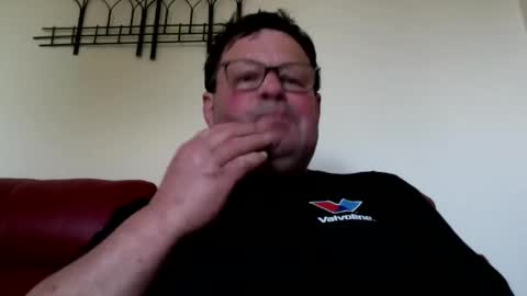 Keith999 online show from May 31, 6:42 pm