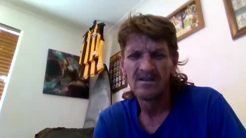 Snapshot of niceozziecockxxx chatting on February 21, 3:56 am Sexiishaine online show from February 21, 3:56 am