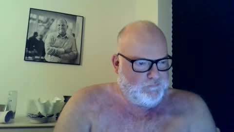 Snapshot of nicexxdane chatting on October 14, 5:25 am nicexxdane online show from October 14, 5:25 am