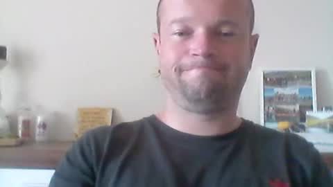 nick1990b online show from June 13, 11:52 am
