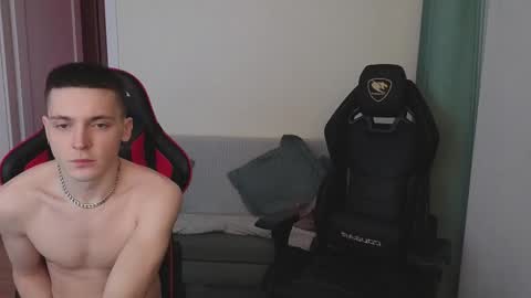 Nicki  Danny online show from March 2, 4:25 pm