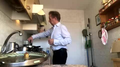 Nico online show from November 28, 2:08 pm