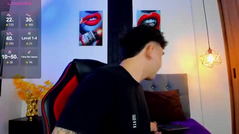 nicolas_james_sc online show from October 22, 2:43 pm