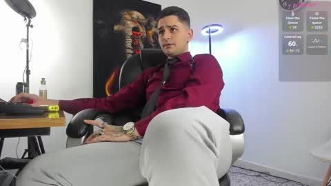 Nicolas Fellener online show from December 5, 5:25 am