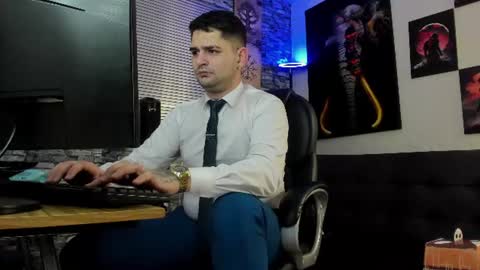Nicolas Fellener online show from July 27, 2:40 am