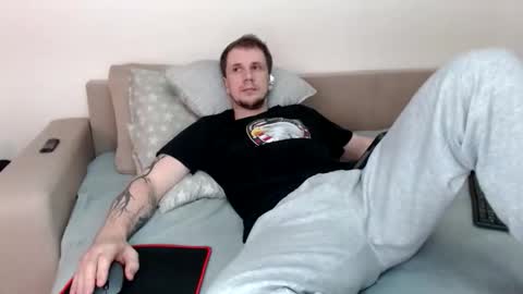 Nick online show from November 26, 5:05 pm