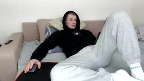 Nick online show from October 28, 11:45 am