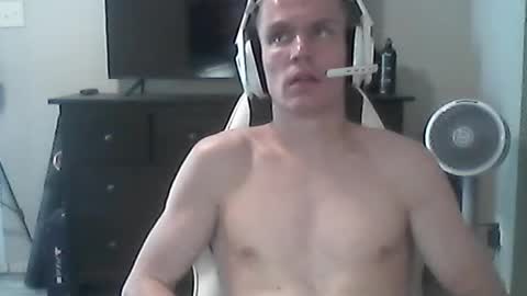 nikolai_russian_daddy online show from July 14, 8:04 pm