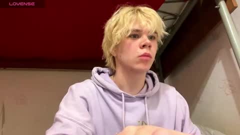 nikolasbucks online show from December 2, 6:11 pm