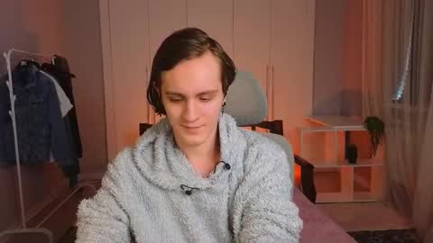 niko online show from March 5, 5:18 am