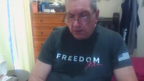 Dennis online show from October 30, 3:13 pm