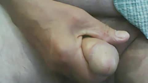 Snapshot of nip804070 chatting on January 13, 1:23 am nip804070 online show from January 13, 1:23 am