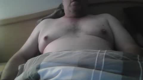 nipplepainslut007 online show from October 8, 10:52 am