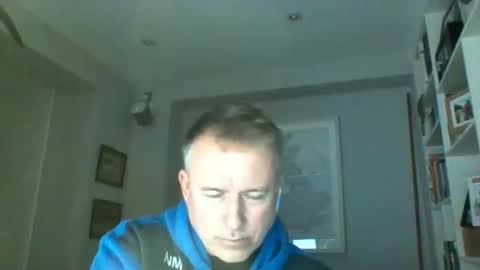 Snapshot of nmmm124347 chatting on February 11, 12:16 pm nmmm124347 online show from February 11, 12:16 pm