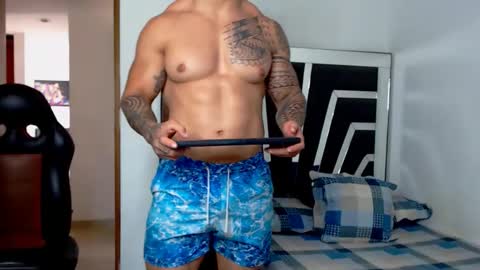 Noah Harris01 online show from March 9, 3:50 pm