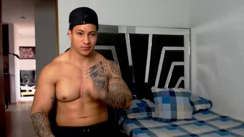 Noah Harris01 online show from November 17, 12:08 pm