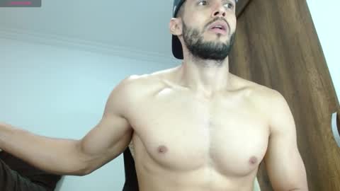 Noah online show from February 27, 2:32 pm