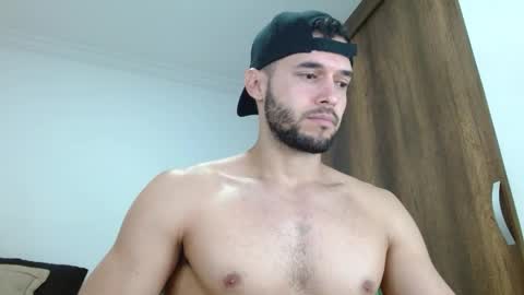 Noah online show from December 17, 11:39 am