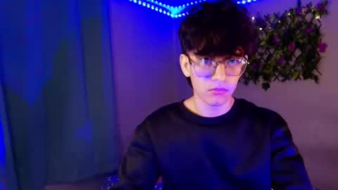 noah online show from March 30, 8:26 am